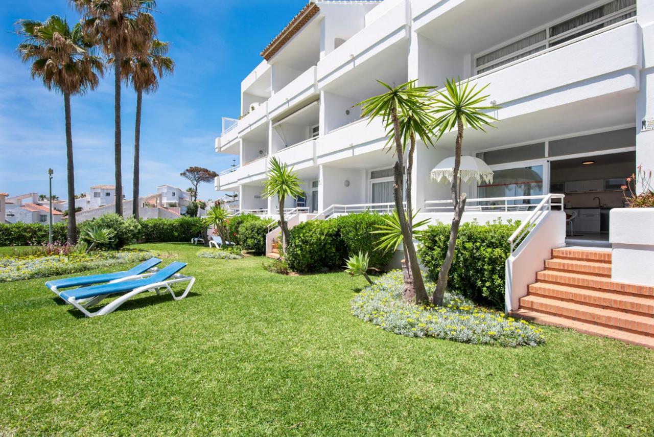 Frontline Beach Apartment Miraflores Sitio de Calahonda 外观 照片