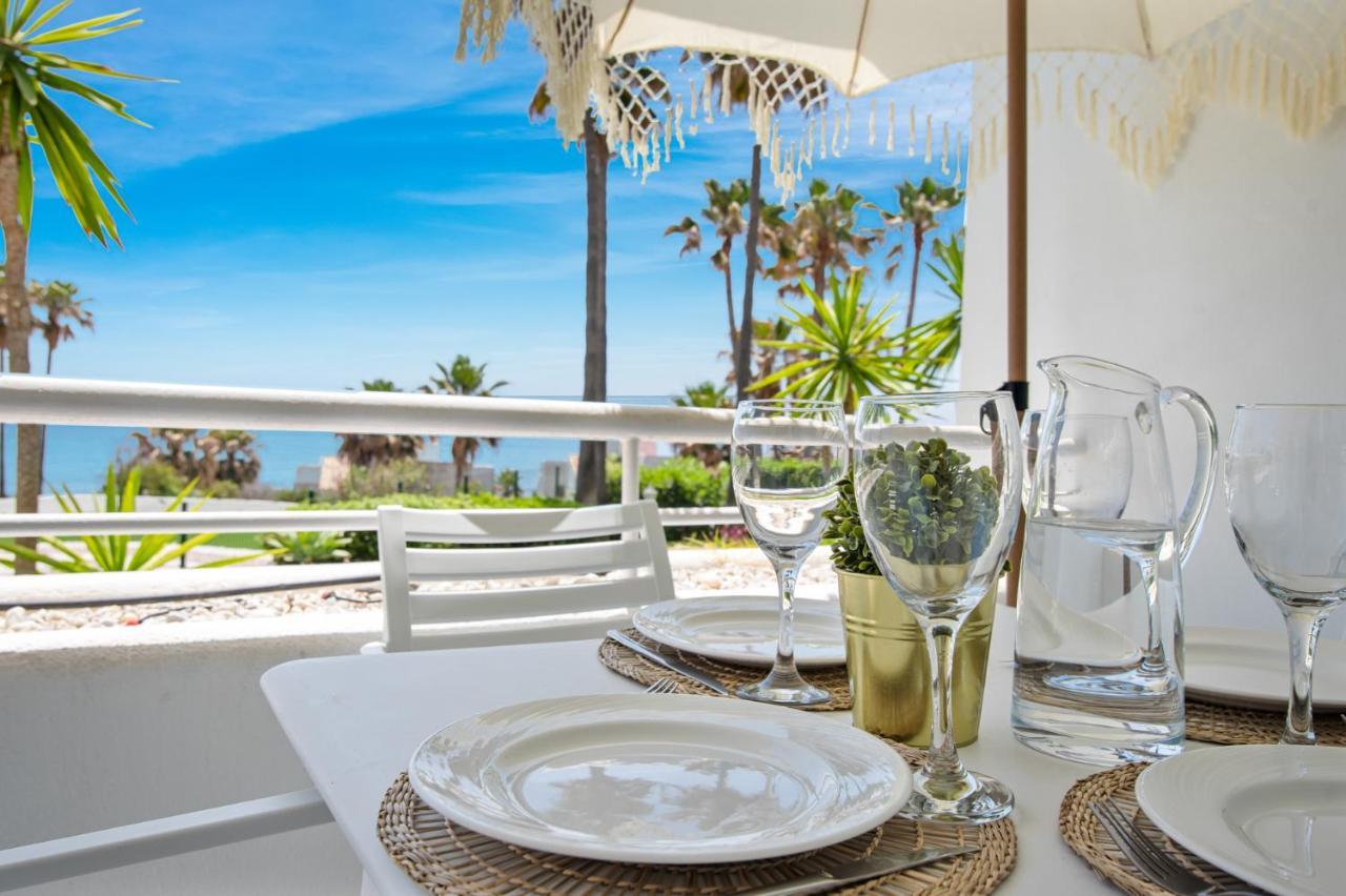 Frontline Beach Apartment Miraflores Sitio de Calahonda 外观 照片