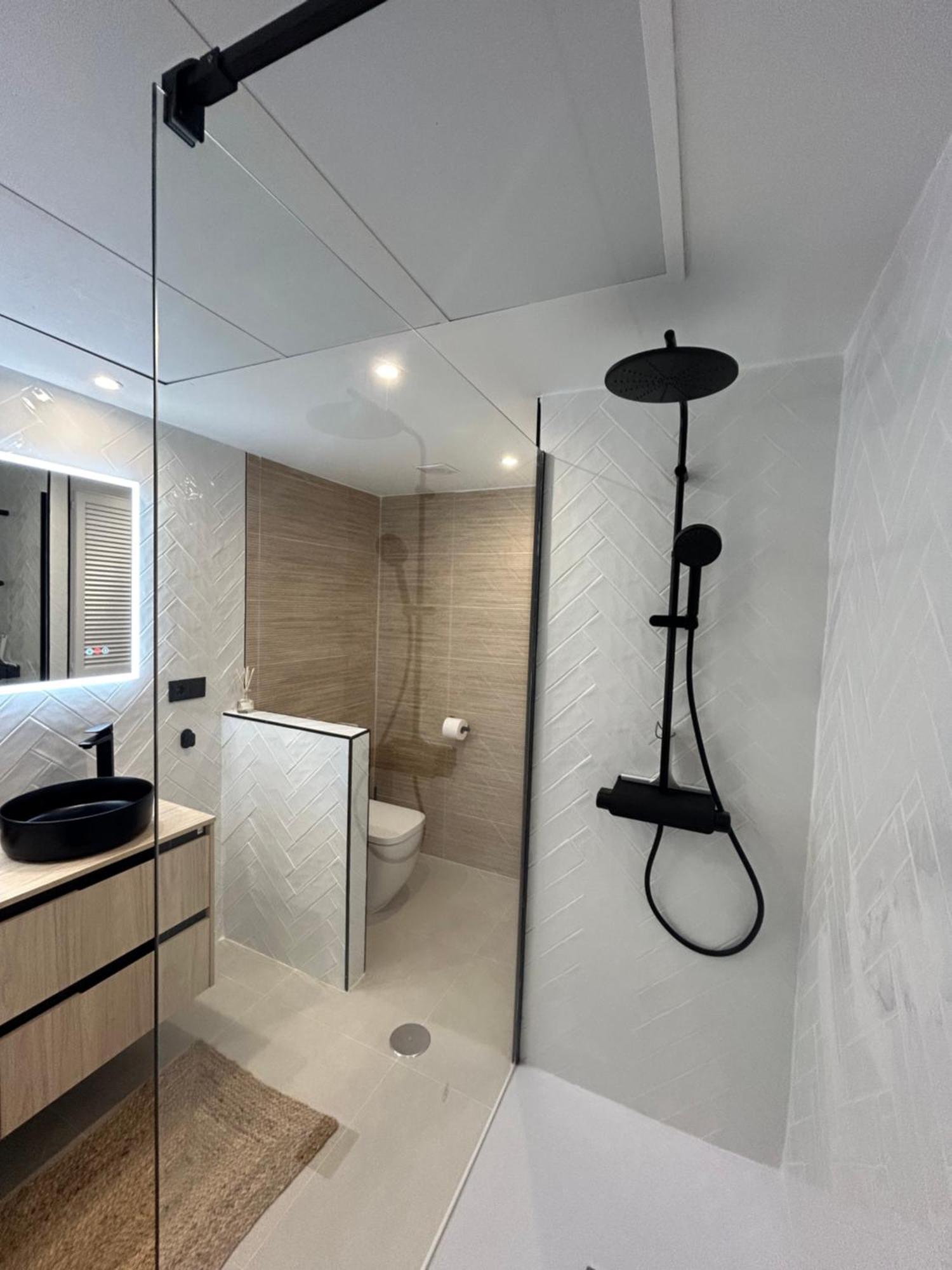 Frontline Beach Apartment Miraflores Sitio de Calahonda 外观 照片